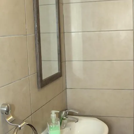 Refurbished Comfort Walk To And Restaurants * Sliema