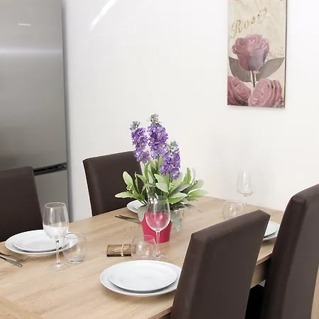 Refurbished Comfort Walk To And Restaurants Apartmán Sliema