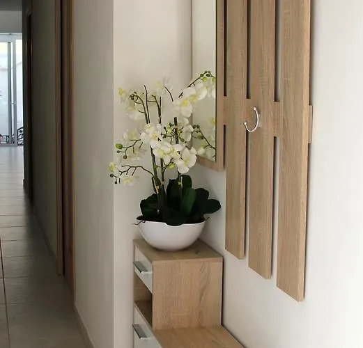 Apartament Refurbished Comfort Walk To And Restaurants *