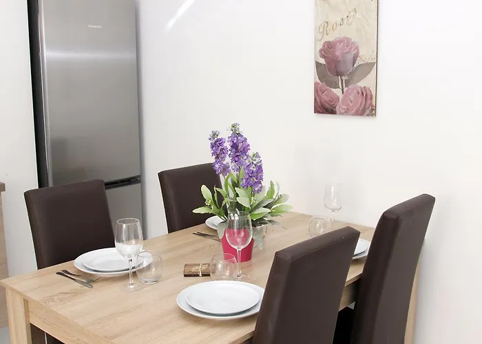 Refurbished Comfort Walk To And Restaurants Apartament Sliema